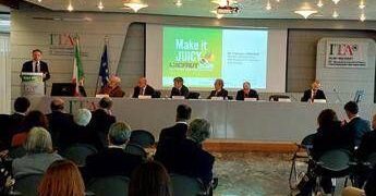 Filiera mondiale dell’ortofrutta si incontra a Macfrut, settore vale circa 19 mld euro