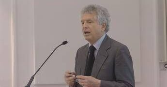 Finanza, Navaretti (Collegio Carlo Alberto): “Fondamentale lavorare su educazione, specie in tempi difficili”