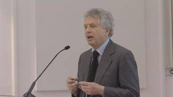 Finanza, Navaretti (Collegio Carlo Alberto): “Fondamentale lavorare su educazione, specie in tempi difficili”