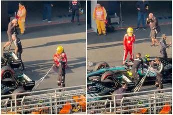 Formula 1, Hamilton ‘spia’ la Mercedes a Shanghai