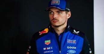 Formula 1, Verstappen furioso con la Red Bull: “Li ho mandati a fan***o”