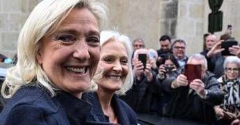 Francia, avanza l’estrema destra: il partito di Marine Le Pen verso miglior risultato di sempre al primo turno﻿