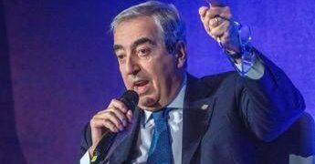 Gasparri: “Anarchici legati a Cospito? Dem Orlando lo visitò in carcere, si scusi”