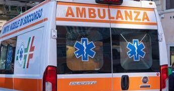 Genova, tredicenne cade da muraglione: è grave