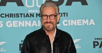 Giallini in ospedale dopo una caduta, stop alle riprese di ‘Rocco Schiavone’