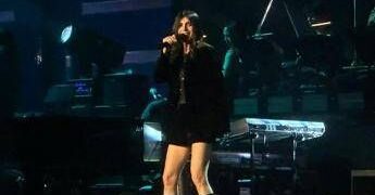 Giorgia è una certezza, a Milano il trionfo di uno spirito libero