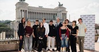 Giovani, Fond. Unhate: “Uno su quattro è ‘in blocco’ ma 17% è ‘fiducioso propositivo”