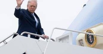 Guerra in Iran, l’annuncio di Trump: “Usa vicini a obiettivi, valutiamo passo indietro”