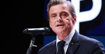 Iran, Calenda: “No a tavolo Meloni autogol clamoroso, Conte comanda campo largo”