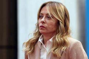 Iran, Meloni: “Italia non è in guerra ma rischia conseguenze. Opposizione non faccia polemica spicciola”