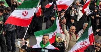 Iran, la nuova sfida a Trump: “Stretto di Hormuz aperto per chi rompe con gli Usa”