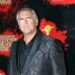 La star di ‘La Casa’ Bruce Campbell rivela di avere il cancro: “Ma non temete, sono un vecchio figlio di putt…”