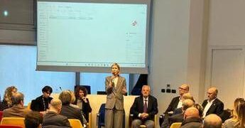 Lavoro, così gap competenze frena la manifattura