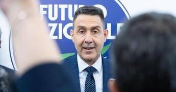 Legge elettorale, da Vannacci l’emendamento contro le quote di genere: “Concetto assurdo, offende le donne”