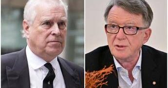 L’ex principe Andrea e Mandelson in accappatoio con Epstein, spunta la prima foto insieme