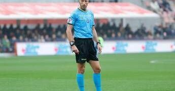 Luperto trattiene Fullkrug, Allegri chiede rigore: cos’è successo in Cremonese-Milan