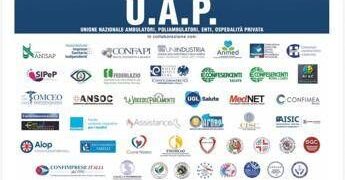 Manifestazione nazionale Uap al Teatro Brancaccio di Roma