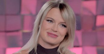 Mercedesz Henger mamma: “Il parto? 19 ore di travaglio, un incubo”