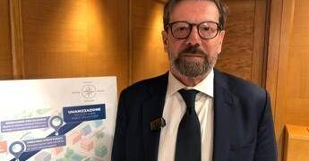 Mici, gastroenterologo: “Aderenza a terapie fondamentale per evitare complicanze”