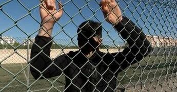 Minori, Save the Children: “Il 13,4% dei ragazzi ha assistito a scene di violenza che venivano filmate”