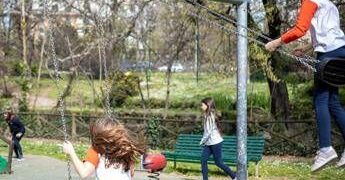 Ora legale amica dei bambini, come sfruttare l’ora di luce in più