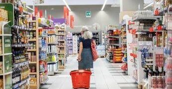 Ppwr, cosa cambia per la Gdo nella fase attuativa. Faenza (Coop): “Il maggiore elemento di difficoltà è l’incertezza normativa”