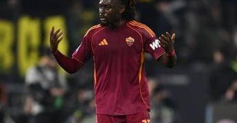 Roma, infortunio per Koné: quando torna il centrocampista