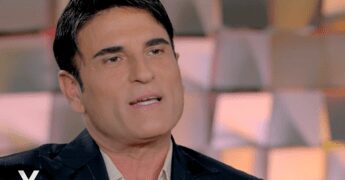 Sal Da Vinci, il retroscena prima della vittoria a Sanremo: cosa gli ha detto Laura Pausini