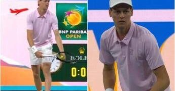 Sinner, a Indian Wells vince anche… il nuovo kit: “10 e lode”