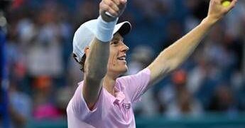 “Sinner invincibile sul cemento, chi lo batte?”, Roddick esalta il ‘nuovo Jannik’