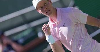 Sinner ‘seccato’ in conferenza a Indian Wells: “È la stessa domanda di prima”