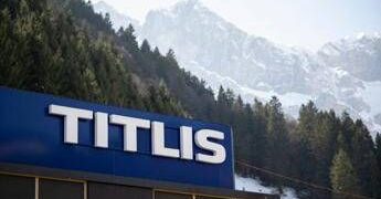 Svizzera, cabinovia precipita per forte vento: almeno un ferito