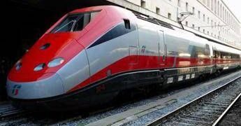 Treni alta velocità Roma-Firenze, stop nel weekend 11-12 aprile: cosa succede e perché cambia tutto