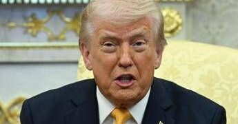 Trump, attacco frontale alla Nato: “Codardi, ce ne ricorderemo”