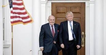 Trump, la Nato dice no a piano per Hormuz? Rudy Giuliani: “Arrabbiato con l’Italia”