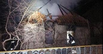 Ucraina, raid con droni e missili russi vicino Kiev: 4 morti e 10 feriti