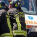 Urtato da camion mentre lavora su cestello, muore operaio 47enne