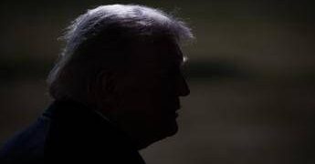 Usa, la base Maga divisa sull’attacco di Trump all’Iran