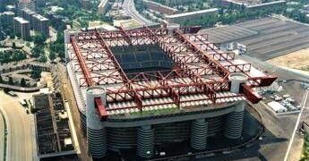Vendita San Siro, nove indagati in inchiesta per turbativa d’asta