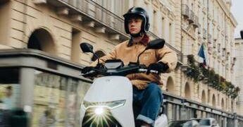 Zero Motorcycles presenta il nuovo scooter elettrico LS1