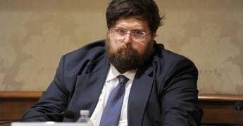 Adinolfi denuncia ‘Le Iene’: “Contro di me agguati ad personam”