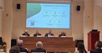 Agricoltura, Mammuccini (FederBio): “Cresce del 130% l’uso di agrofarmaci per il biocontrollo”