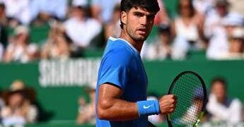 Alcaraz punta il sorpasso su Sinner: “Voglio vincere Barcellona e tornare numero 1”