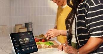 Alexa+ sbarca in Italia, ora esegue compiti complessi