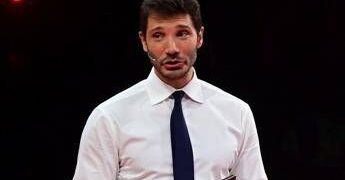 Ascolti tv, vince ‘Dalla Strada al Palco’ su Rai1. In access lo speciale di ‘Affari Tuoi’ vola al 27%