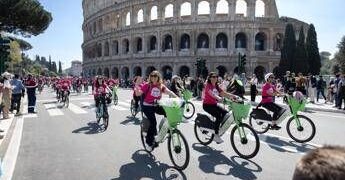 ‘Bicinrosa’ torna a Roma, sport e prevenzione contro il cancro al seno
