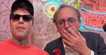 Bonelli e la gag dello spinello da Fedez: “Niente di preparato, ho fumato per lanciare un messaggio”