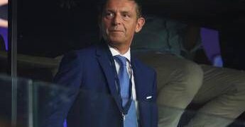 Calcio, il designatore degli arbitri Rocchi indagato per concorso in frode sportiva: “Sono sereno”