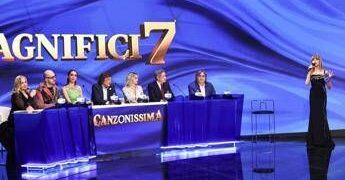 Canzonissima, stasera 11 aprile: le anticipazioni e gli ospiti