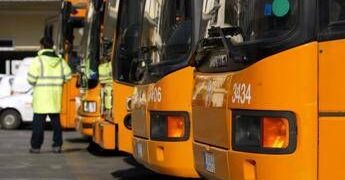 Caro carburanti, è allarme trasporto pubblico locale: rischio stop da nord a sud